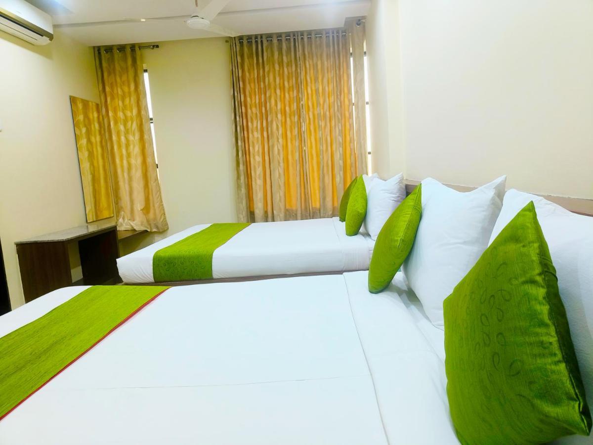 Sai Srushti By Neem Square Hotell Shirdi Exteriör bild