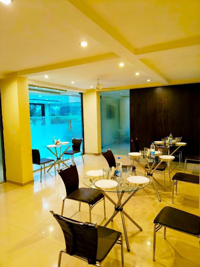 Sai Srushti By Neem Square Hotell Shirdi Exteriör bild